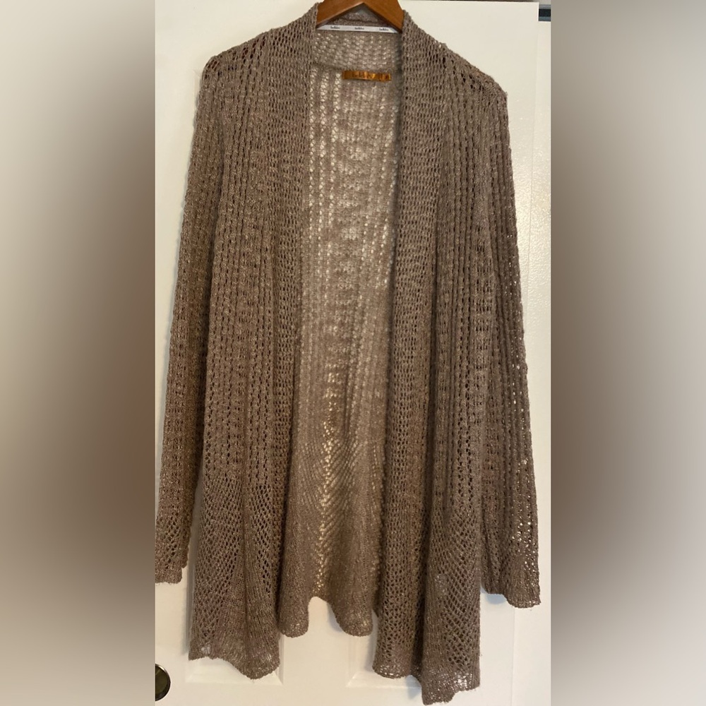 Belldini Women’s XL sweater, beige/brown